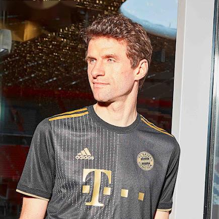 Adidas 2021-22 Bayern Munchen Away Jersey - Black-Gold