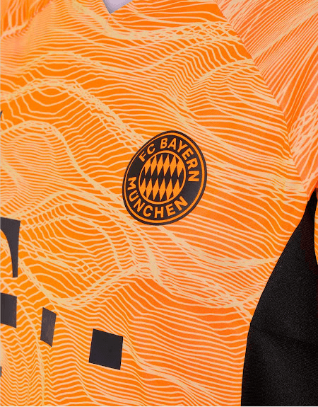 Bayern Munich Goalkeeper Jersey 2022 Orange