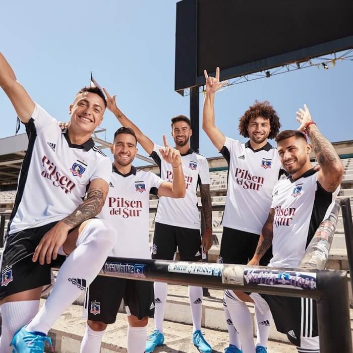 US$ 14.50 - 23-24 Colo-Colo Home Fans Soccer Jersey - m.