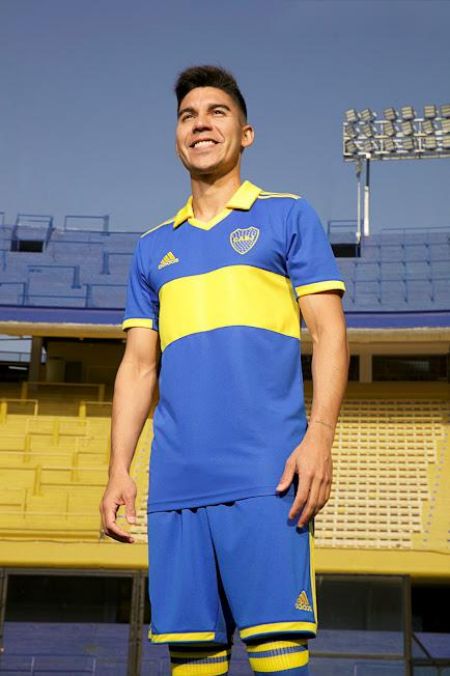 Player Version 23-24 Boca Juniors Home Soccer Jersey - Kitsociety